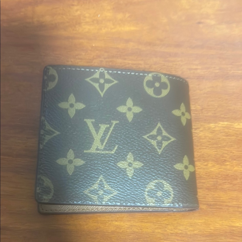 Lv style Wallet - Brown